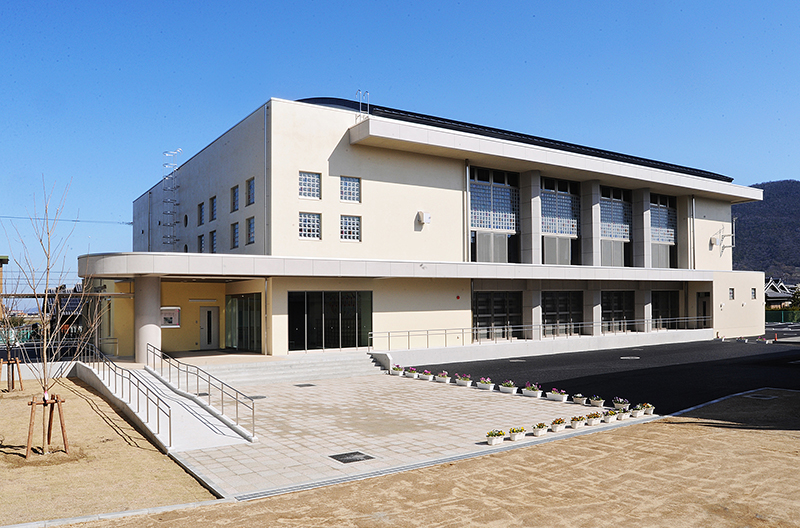 大建住宅 香川県丸亀市 は自然素材を使った木造住宅 癒しの建築をモチーフに リフォーム マンション 店舗 公共建築の 地元の工務店